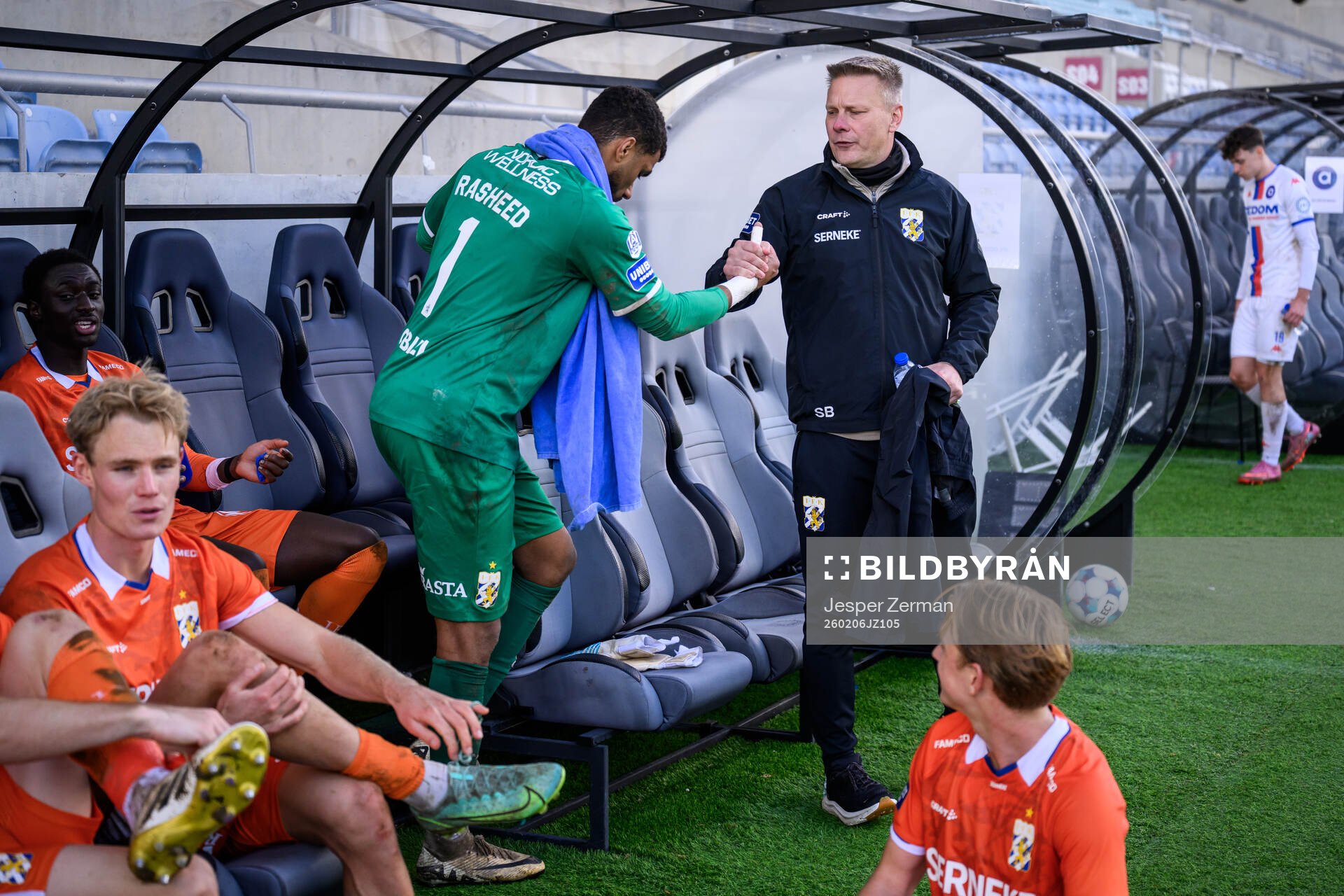 goalkeeper Jonathan Rasheed and coach Stefan Billborn of