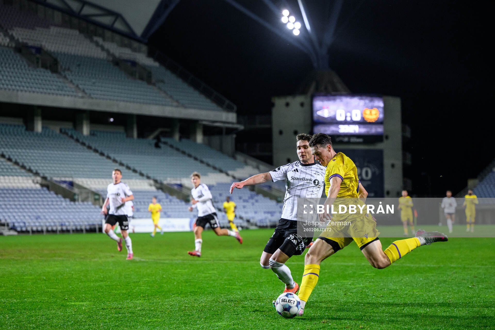 David Duris of Rosenborg and Elliot Stroud of Mjällby