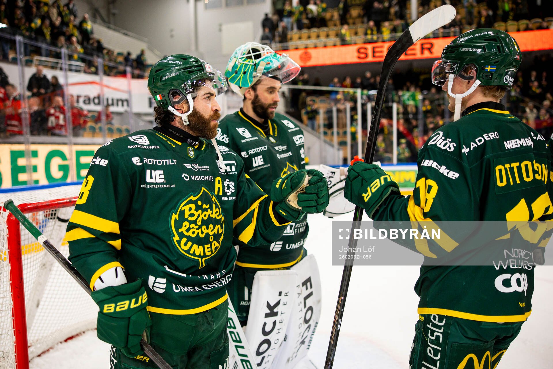 Björklövens Mathew Maione jublar
