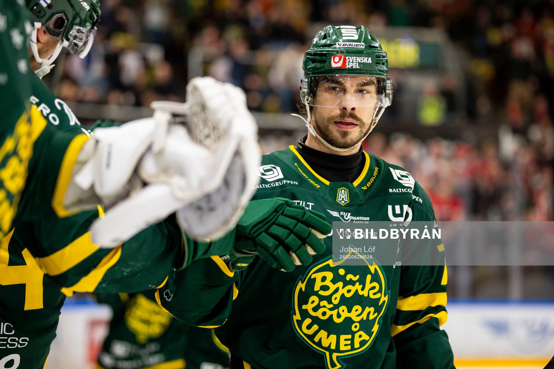 Björklövens Gustav Possler jublar