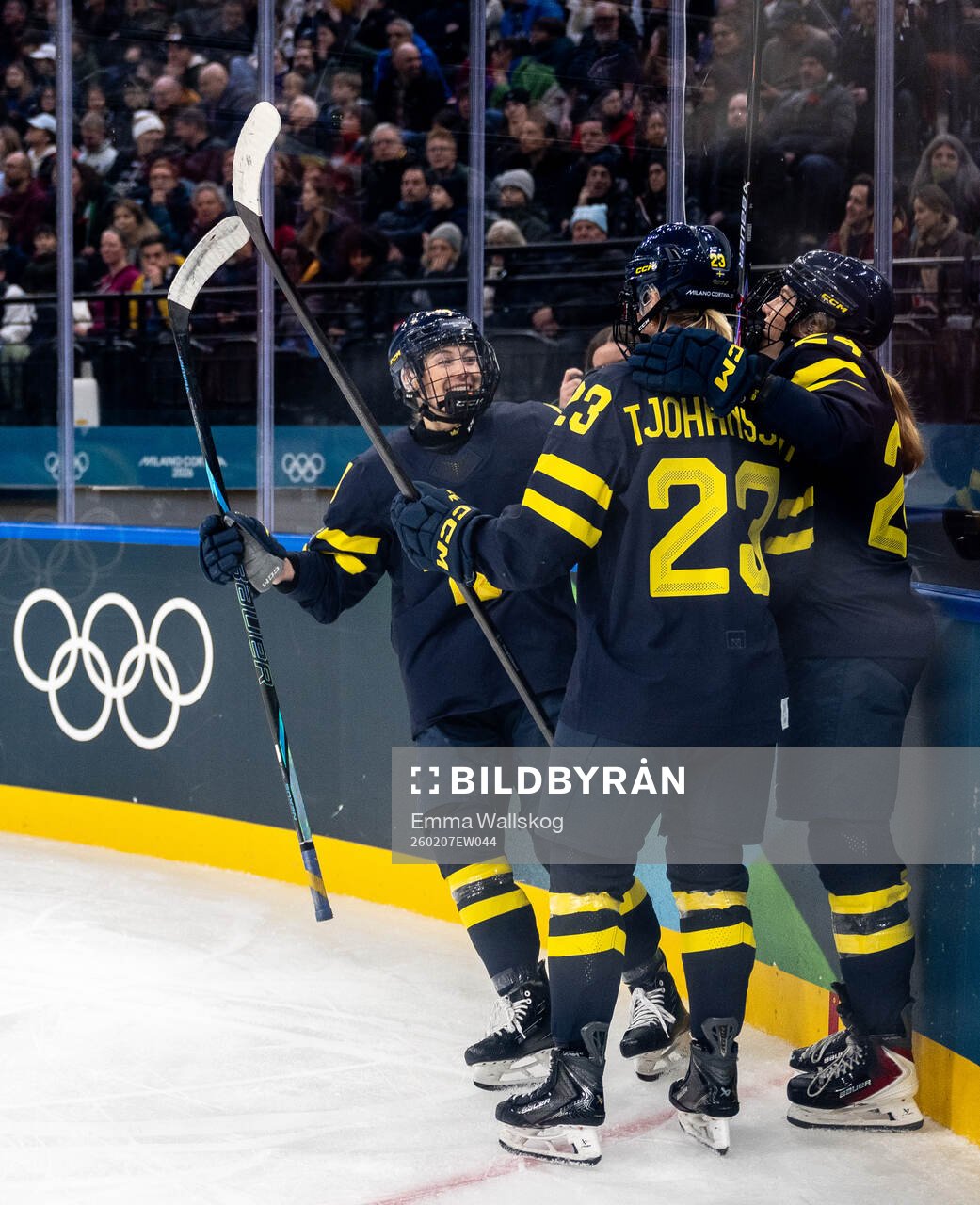 Thea Johansson of Sweden celebrates the 5-1 goal  with