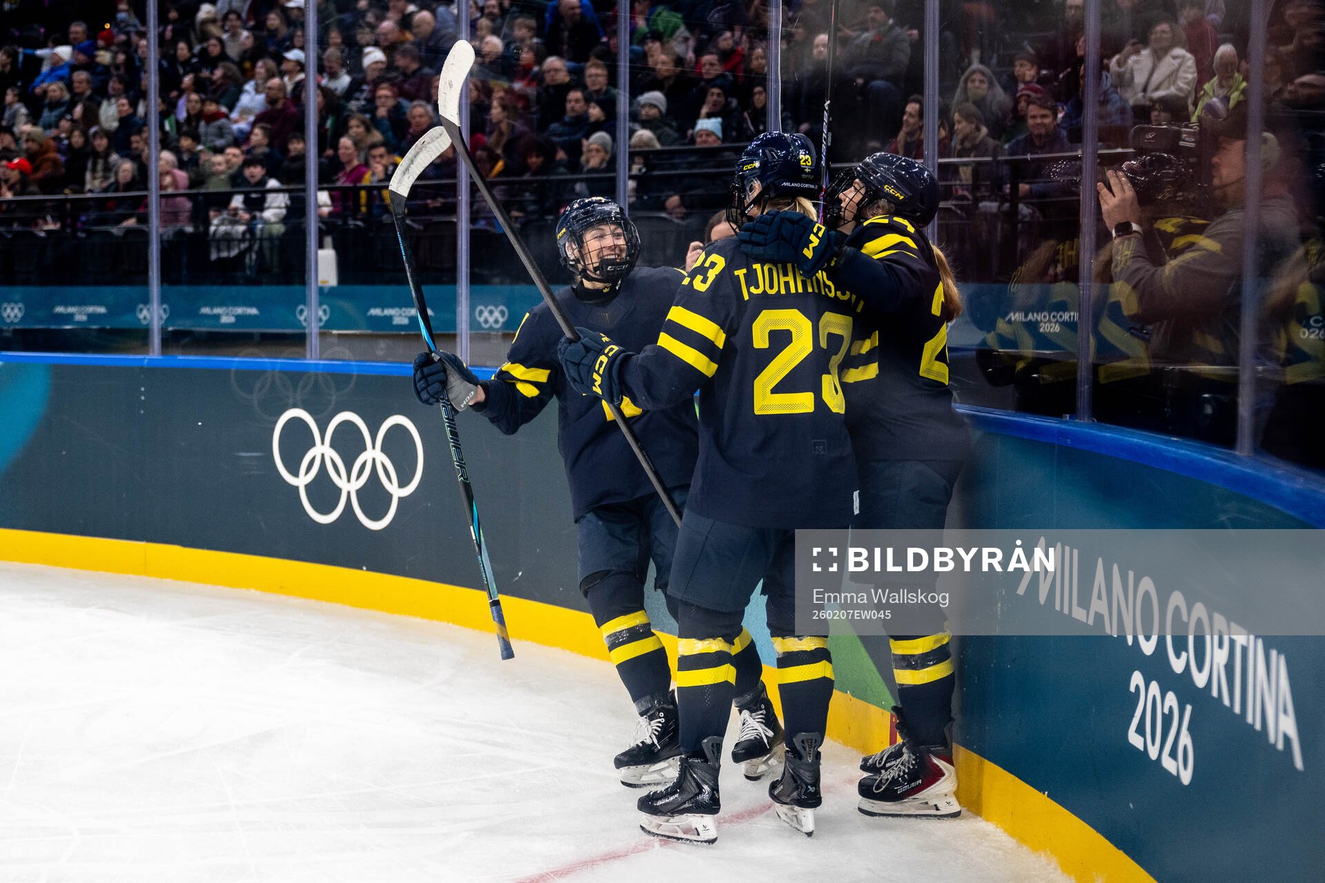 Thea Johansson of Sweden celebrates the 5-1 goal  with