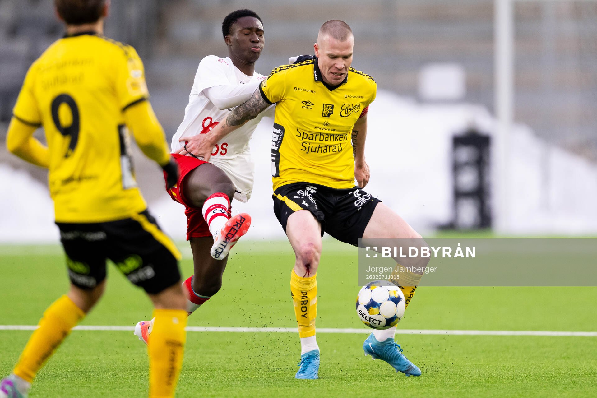 Fredrikstads Daan Yoboue och Elfsborgs Thomas Isherwood