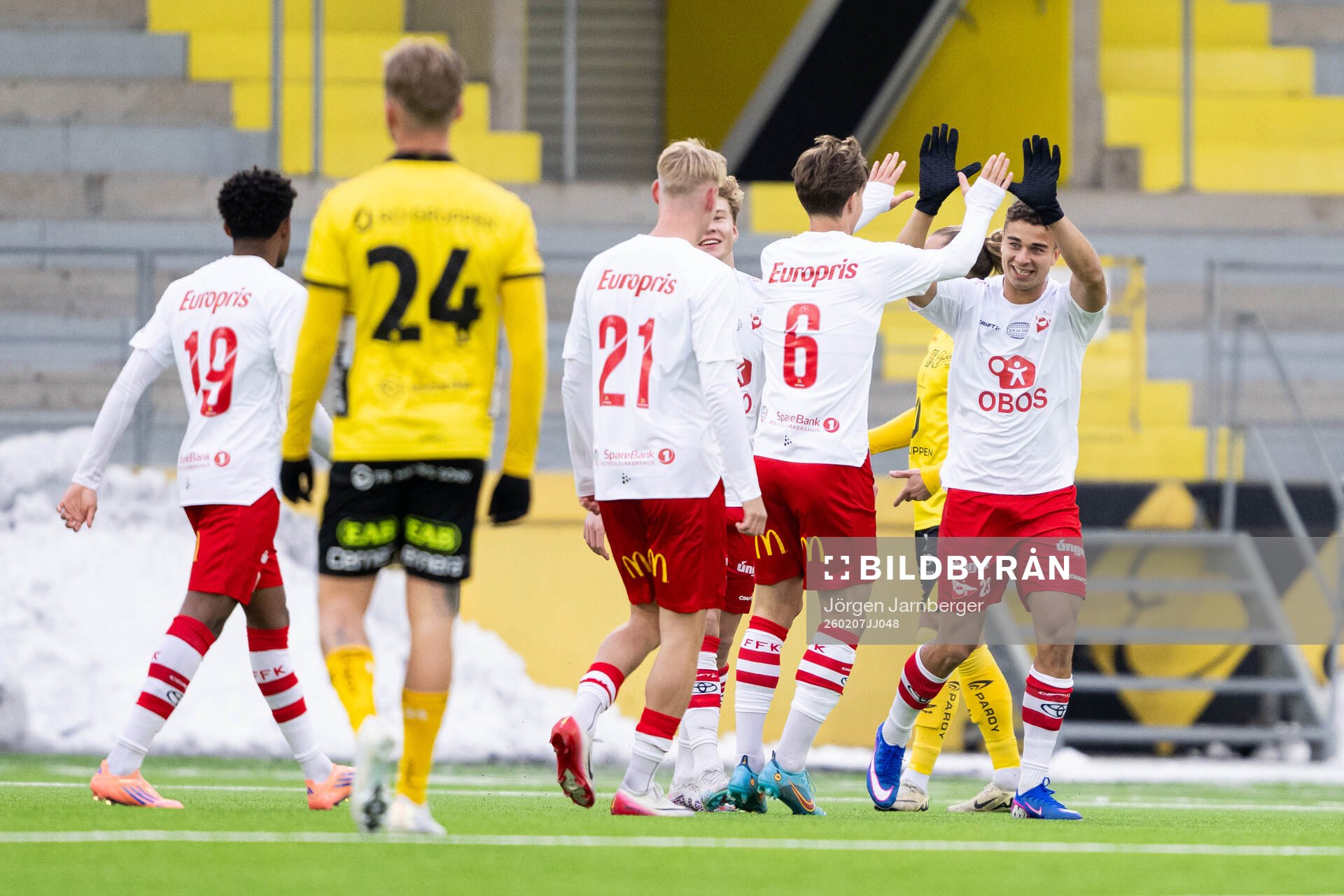 Fredrikstads Henrik Skogvold jublar