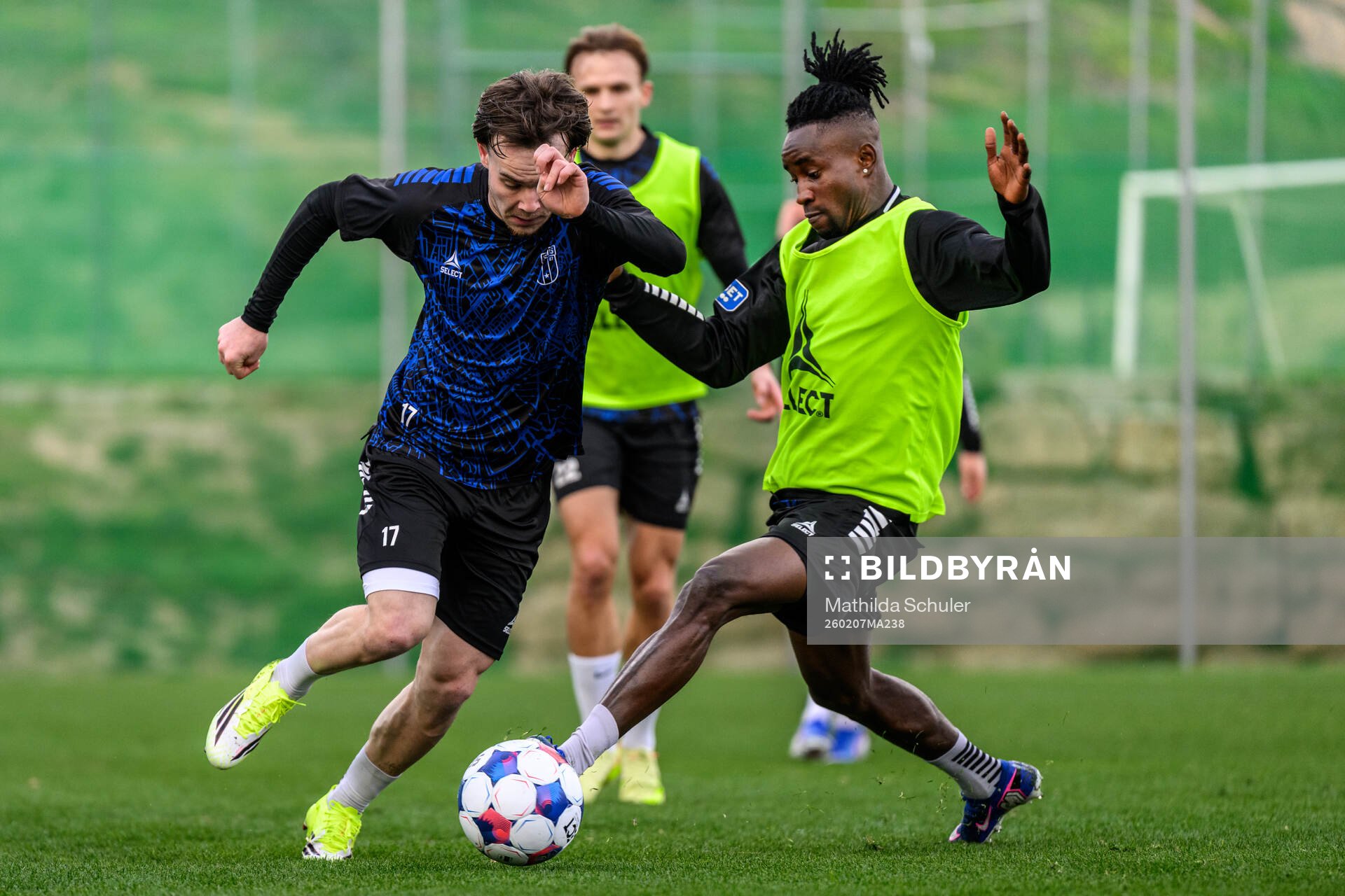 Neo Jönsson och Samuel Adindu