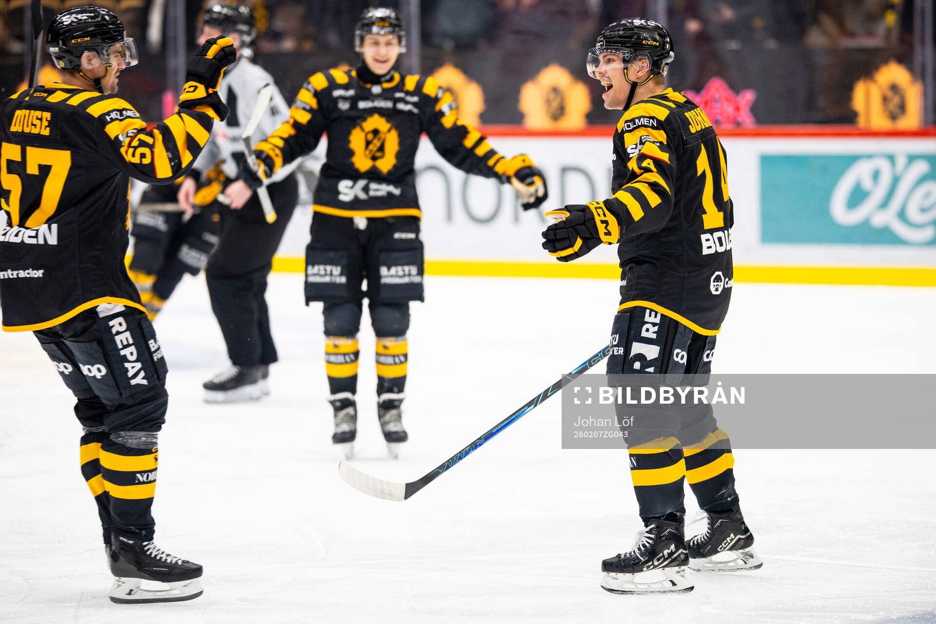 Skellefteås Andreas Johnson jublar