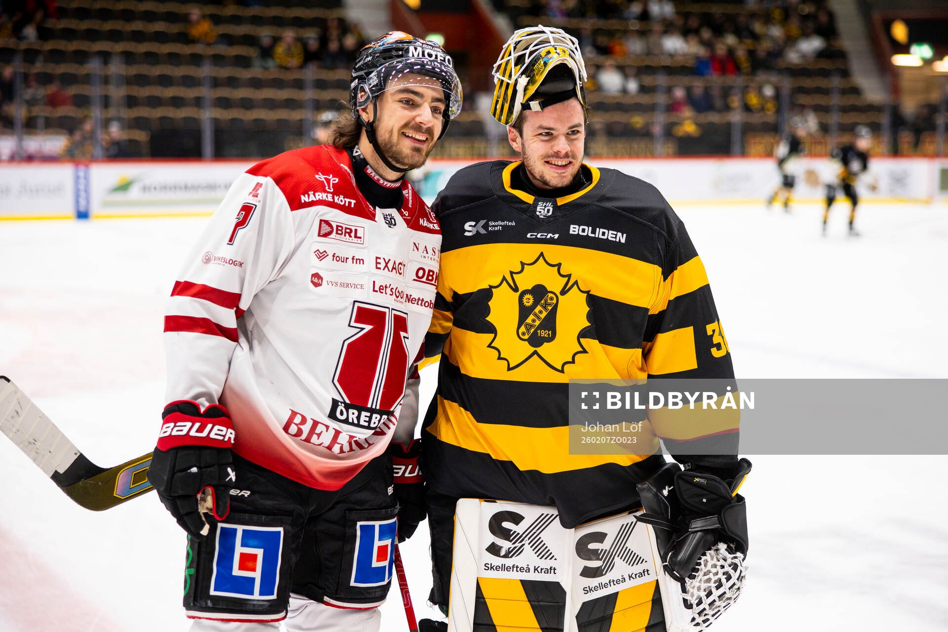 Örebros Luke Martin och Skellefteås målvakt Strauss Mann