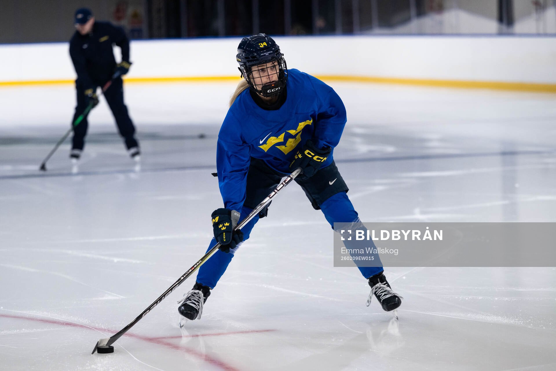 Mira Hallin of Sweden at a ice hockey practice session