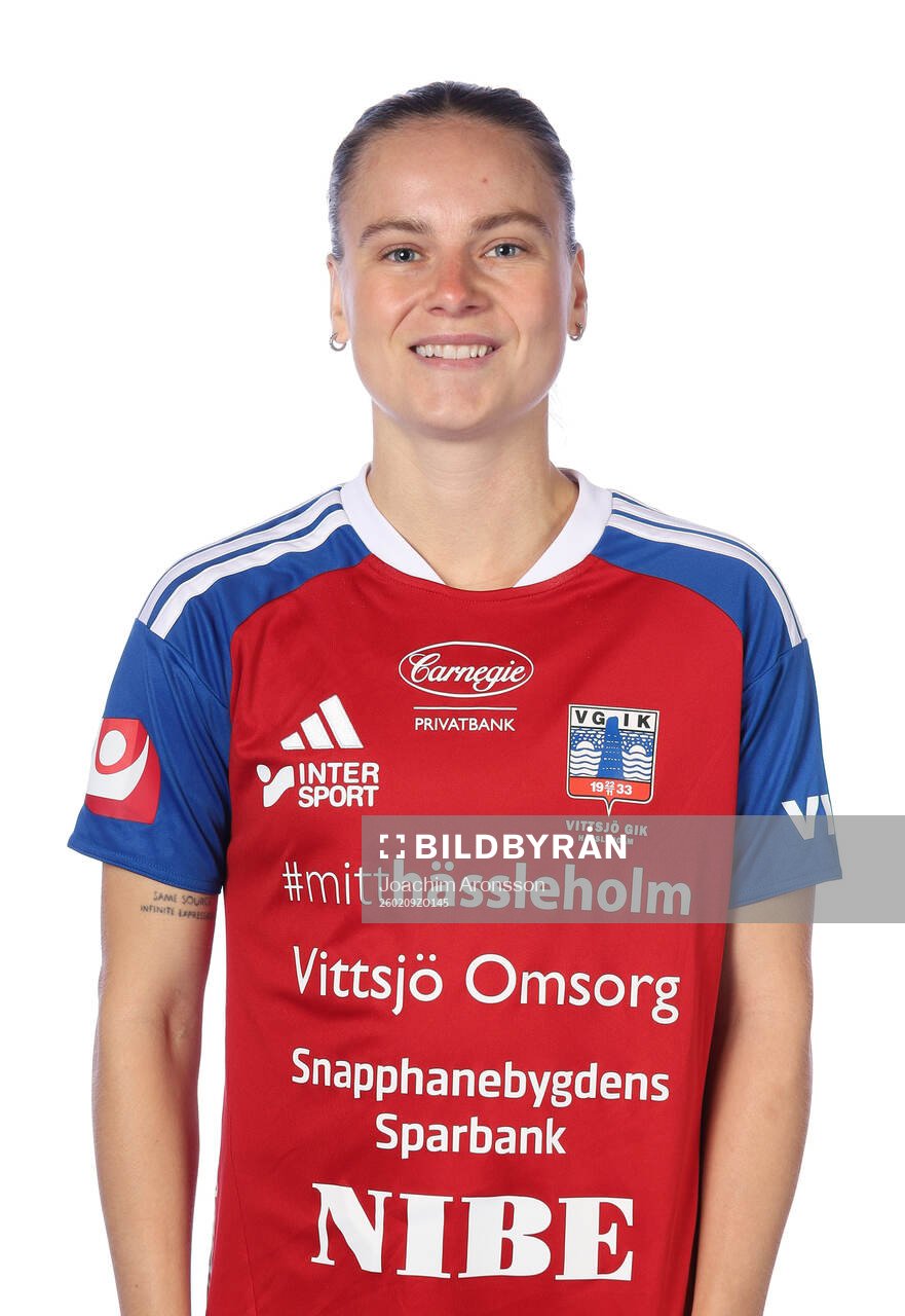 s Julia Tunturi