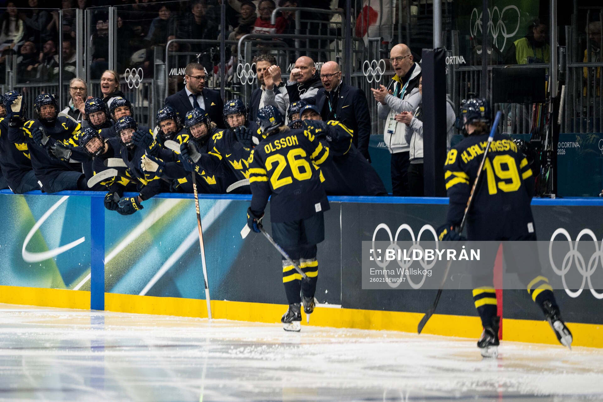 Hanna Olsson of Sweden of Sweden celebrate with teammates