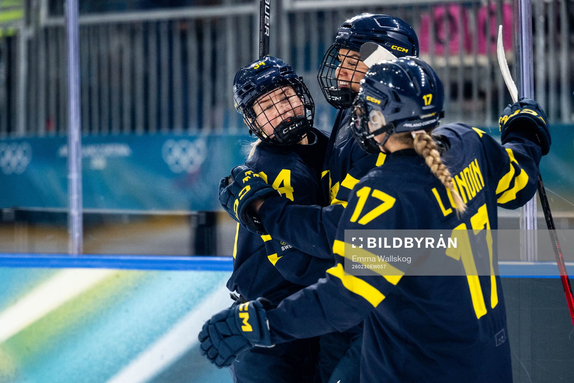 Josefin Bouveng, Mira Hallin and Sofie Lundin of Sweden