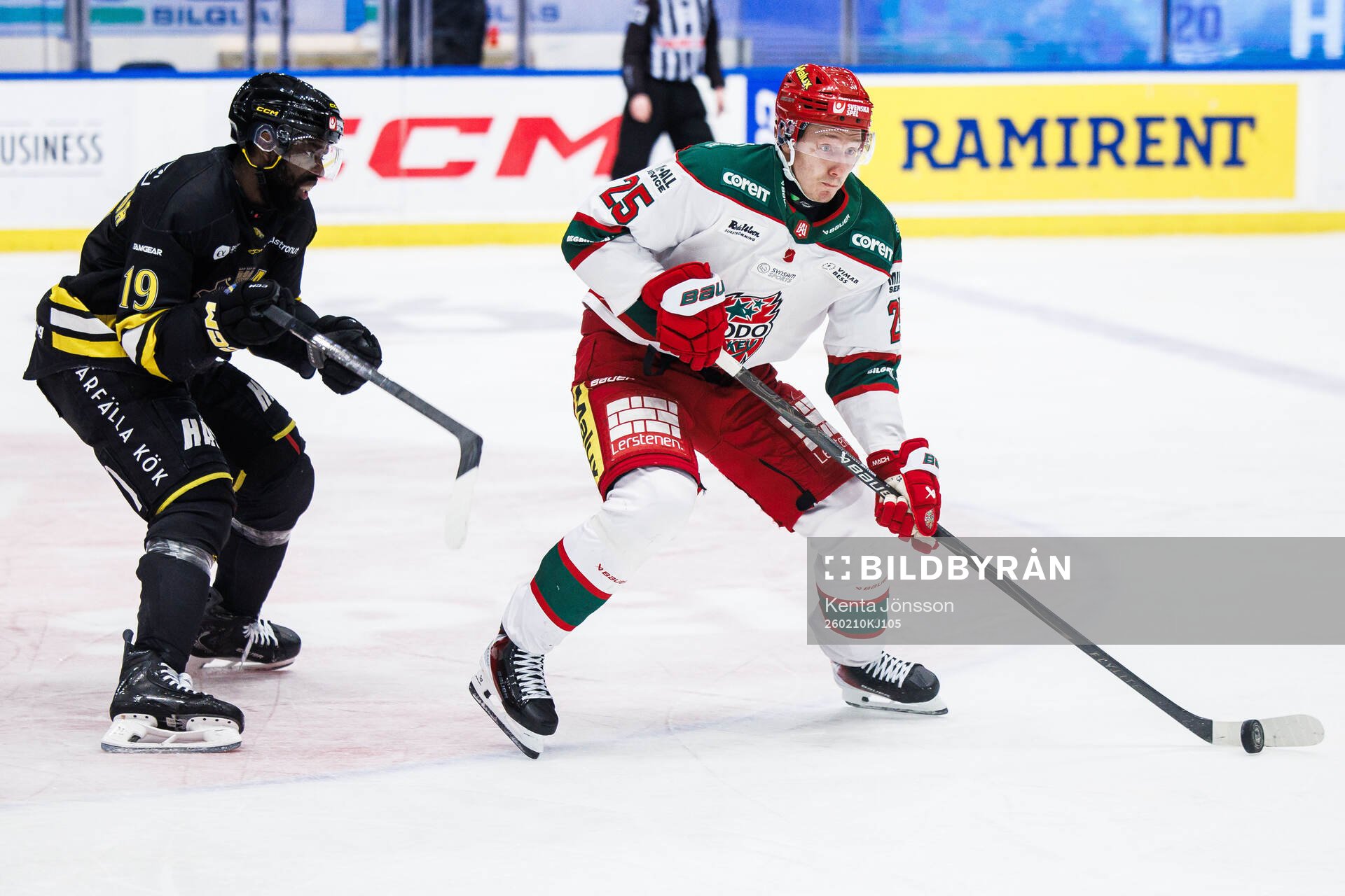 AIKs Daniel Muzito Bagenda och Modos Carl Mattsson