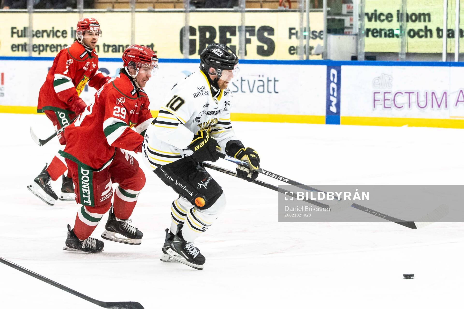 Moras Connor Maceachern och Vimmerbys Jakob Karlsson