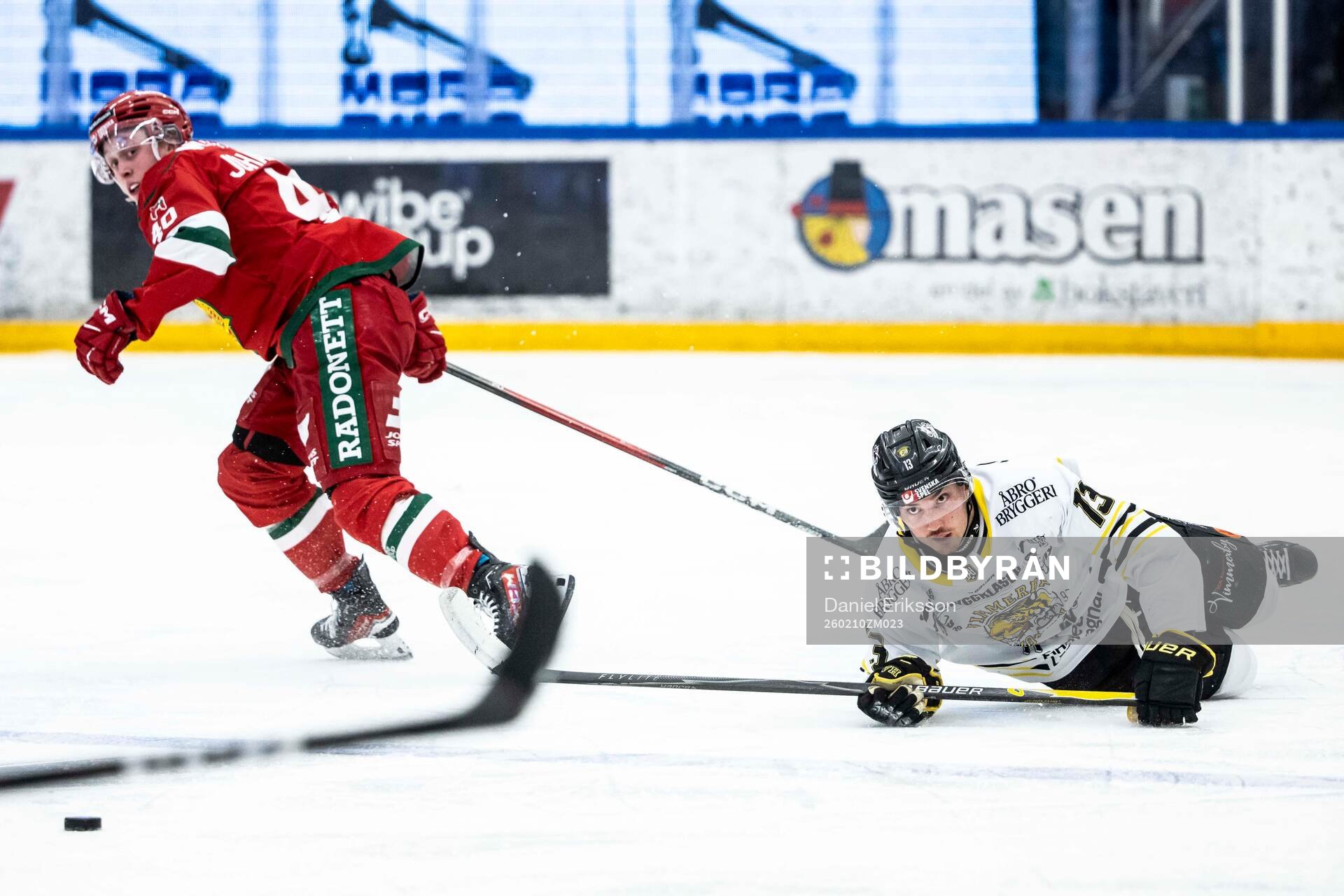 Moras Felix Johansson och Vimmerbys Filip Fornåå Svensson