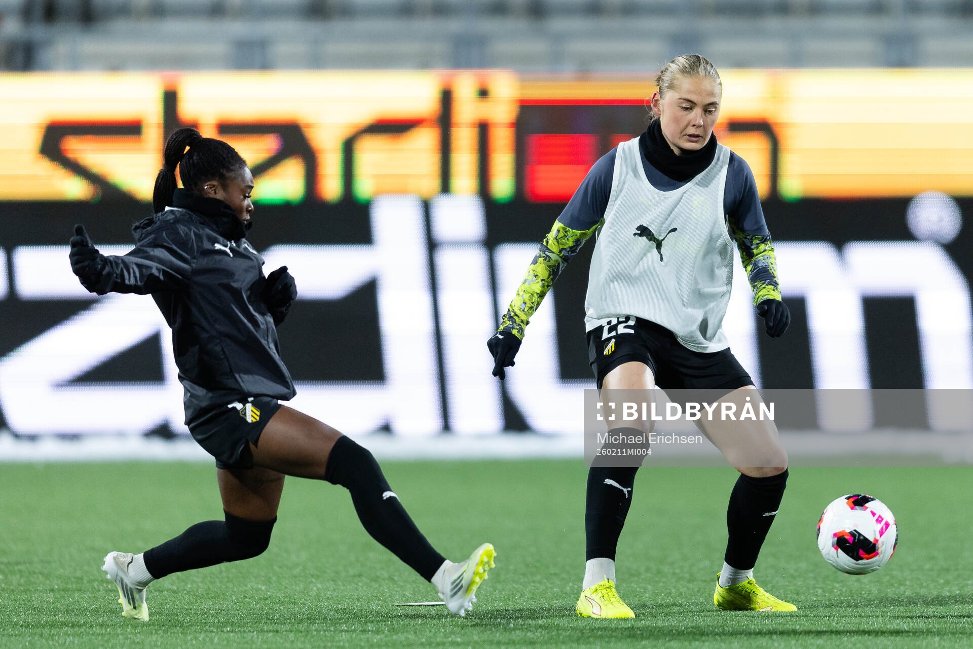 Monica Jusu Bah and Paulina Nyström of Häcken