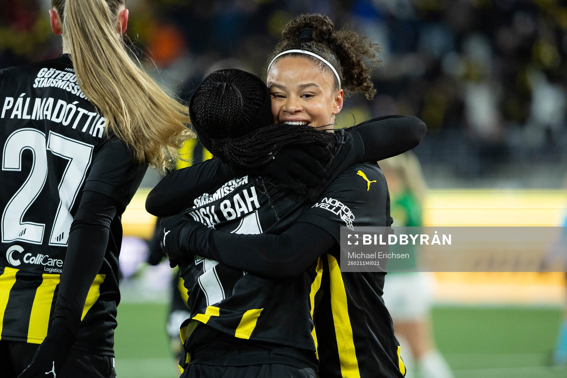 Monica Jusu Bah of Häcken celebrates with Felicia Schröder