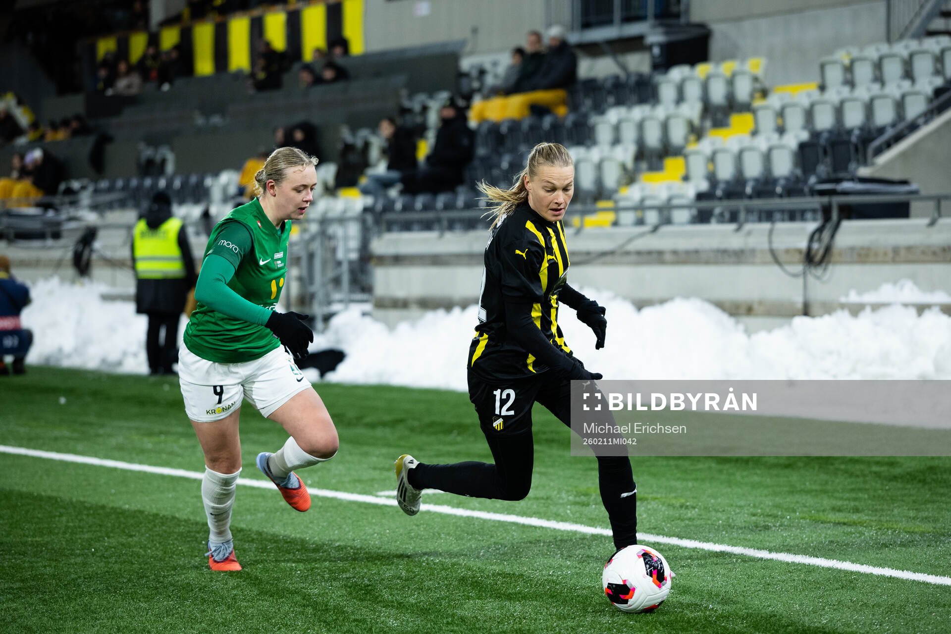 Olöf Kristinsdottir of Breidablik and Stine Sandbech of