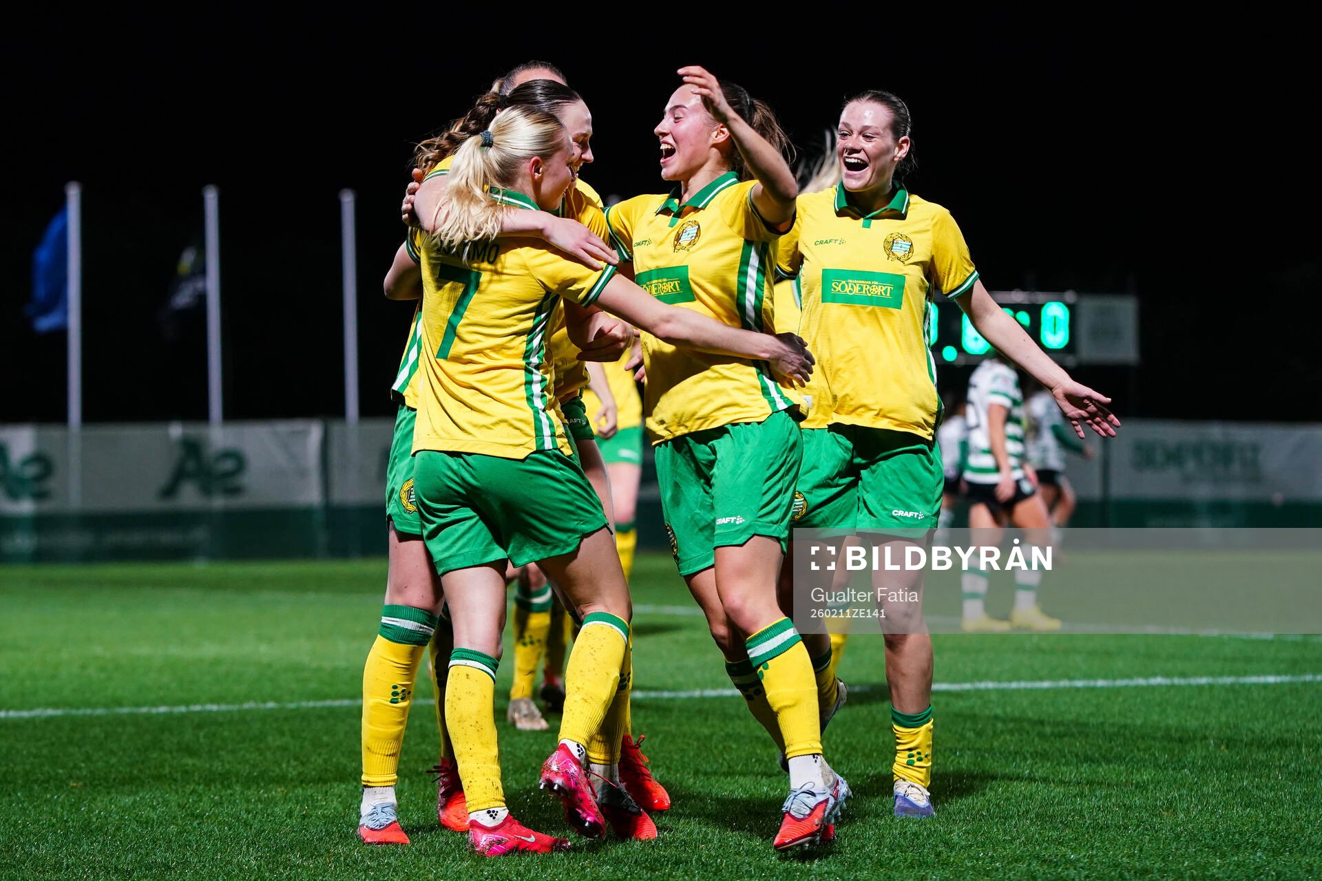 Emilie Joramo of Hammarby celebrates