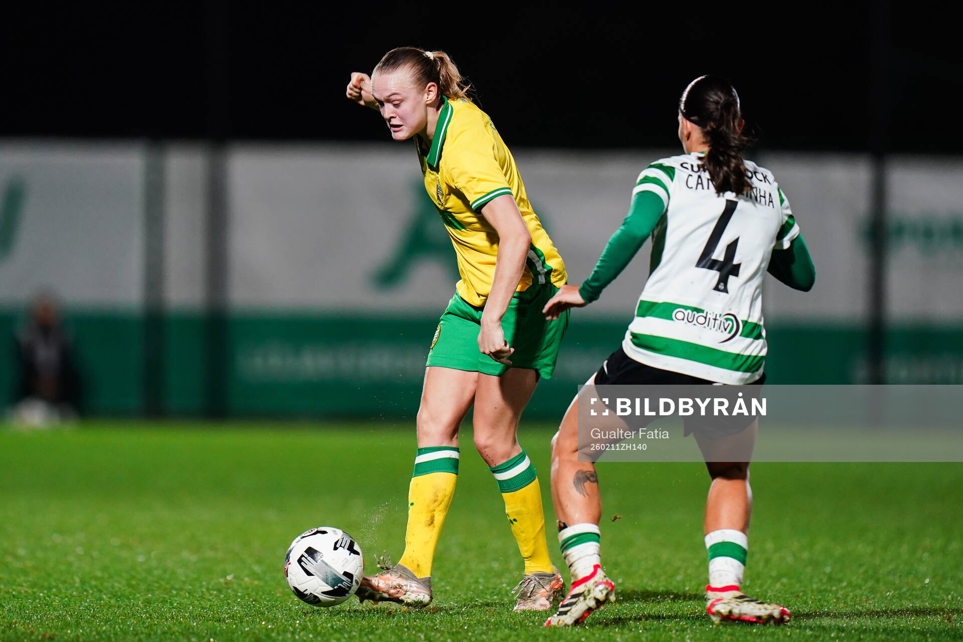Elin Sørum of Hammarby and Érica Cancelinha of Sporting CP