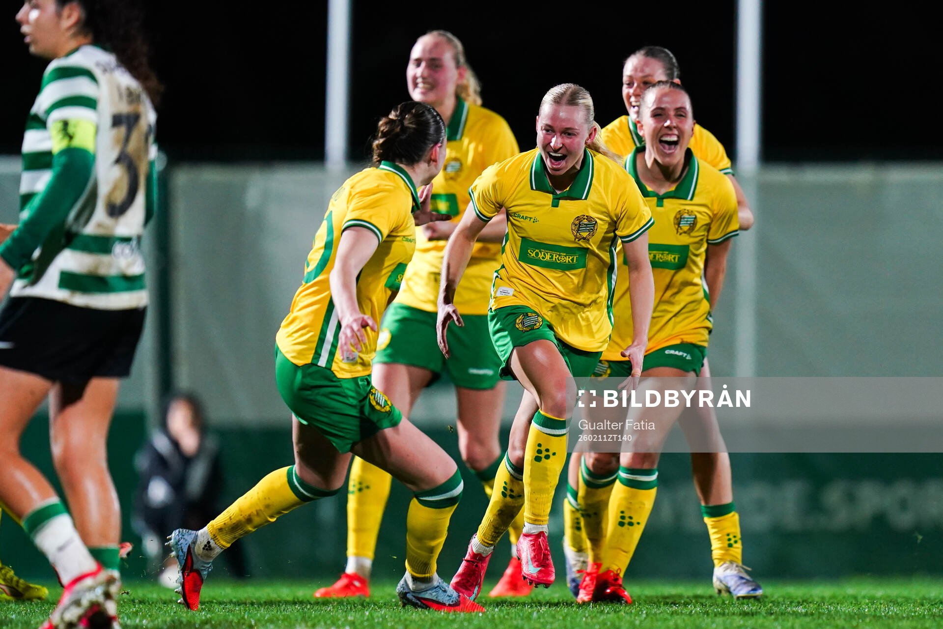 Emilie Joramo of Hammarby celebrates