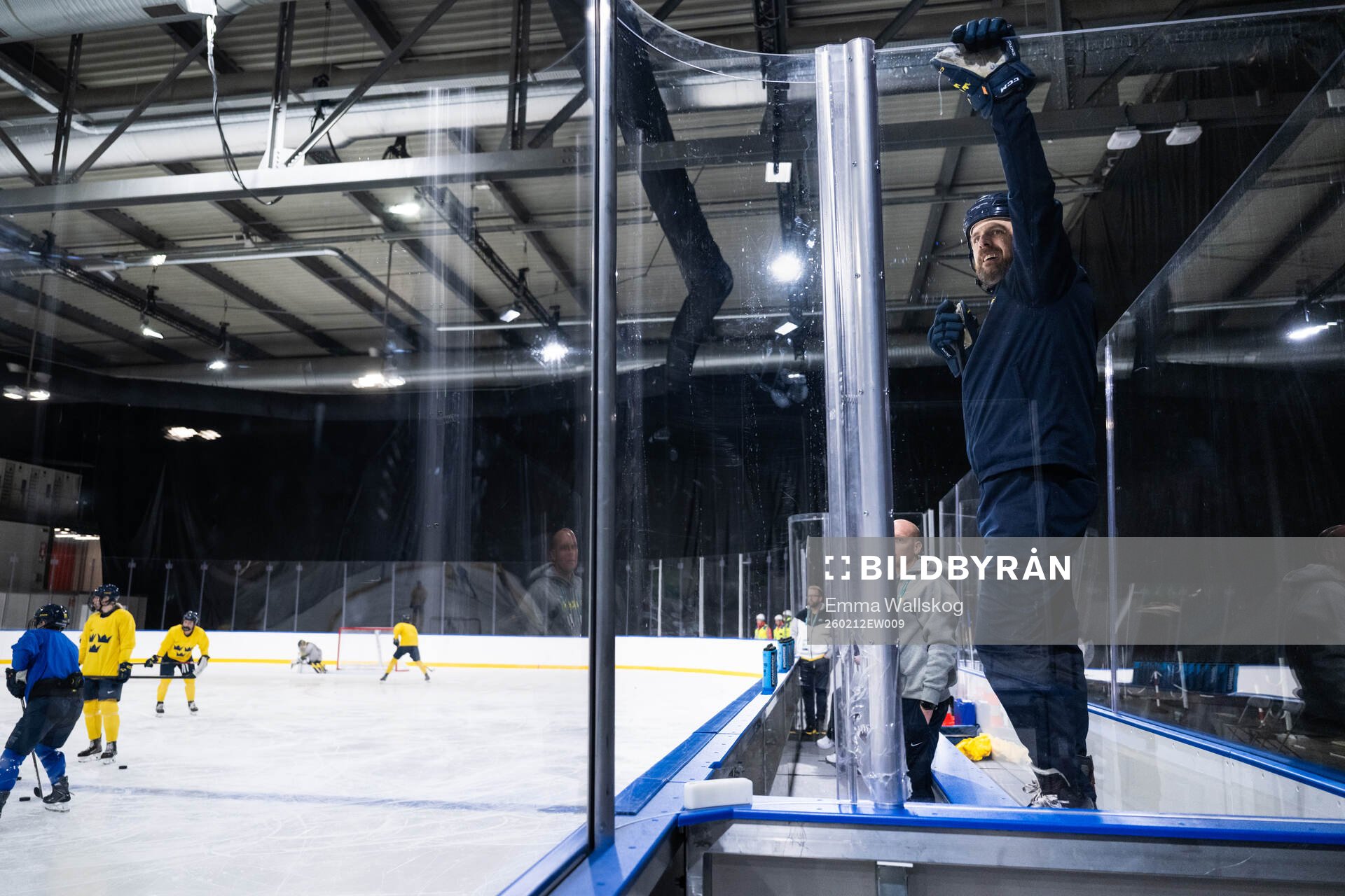 Head coach Ulf Lundberg of Sweden at a ice hockey practice