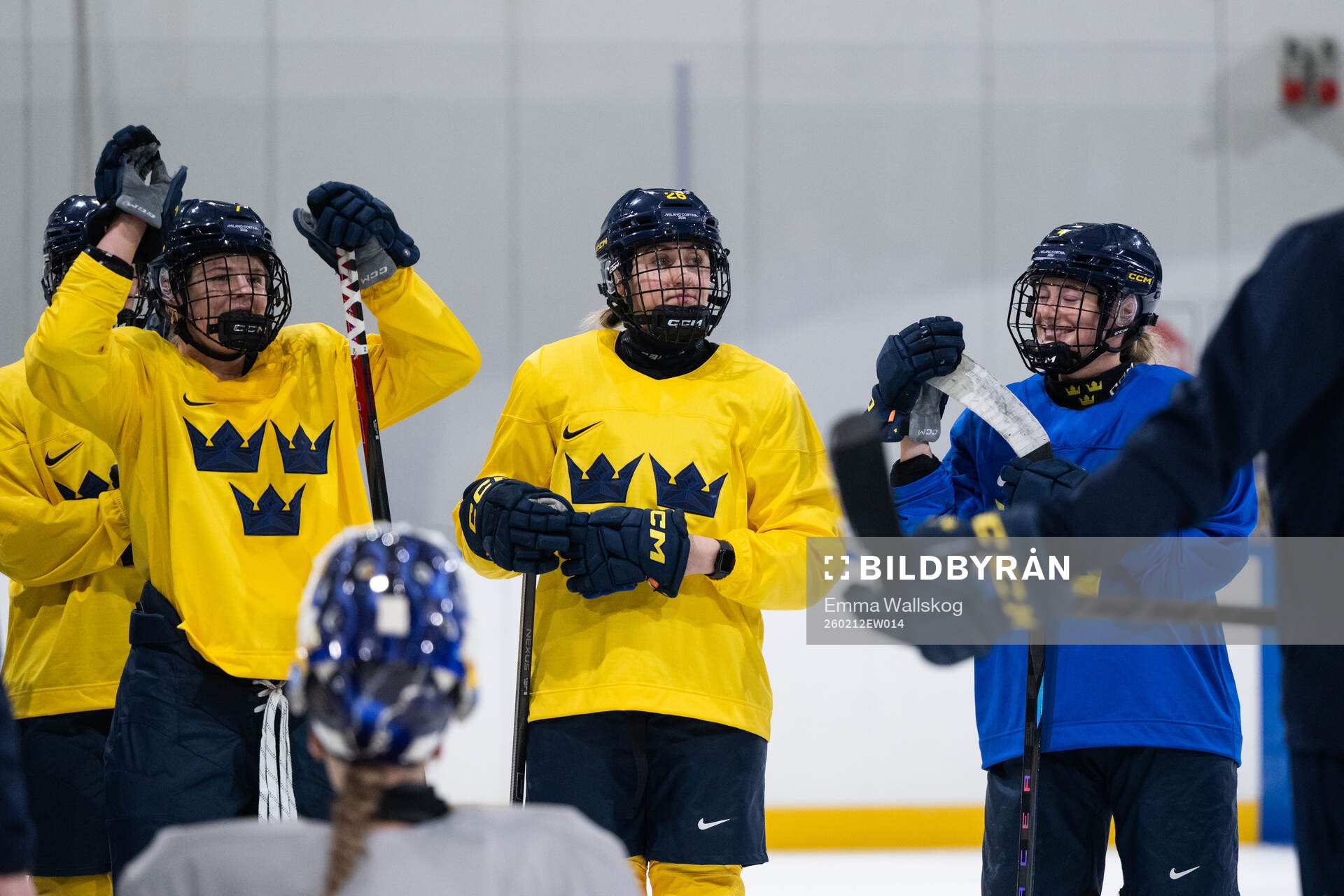 Mira Jungåker, Hanna Olsson and Linnea Andersson of Sweden