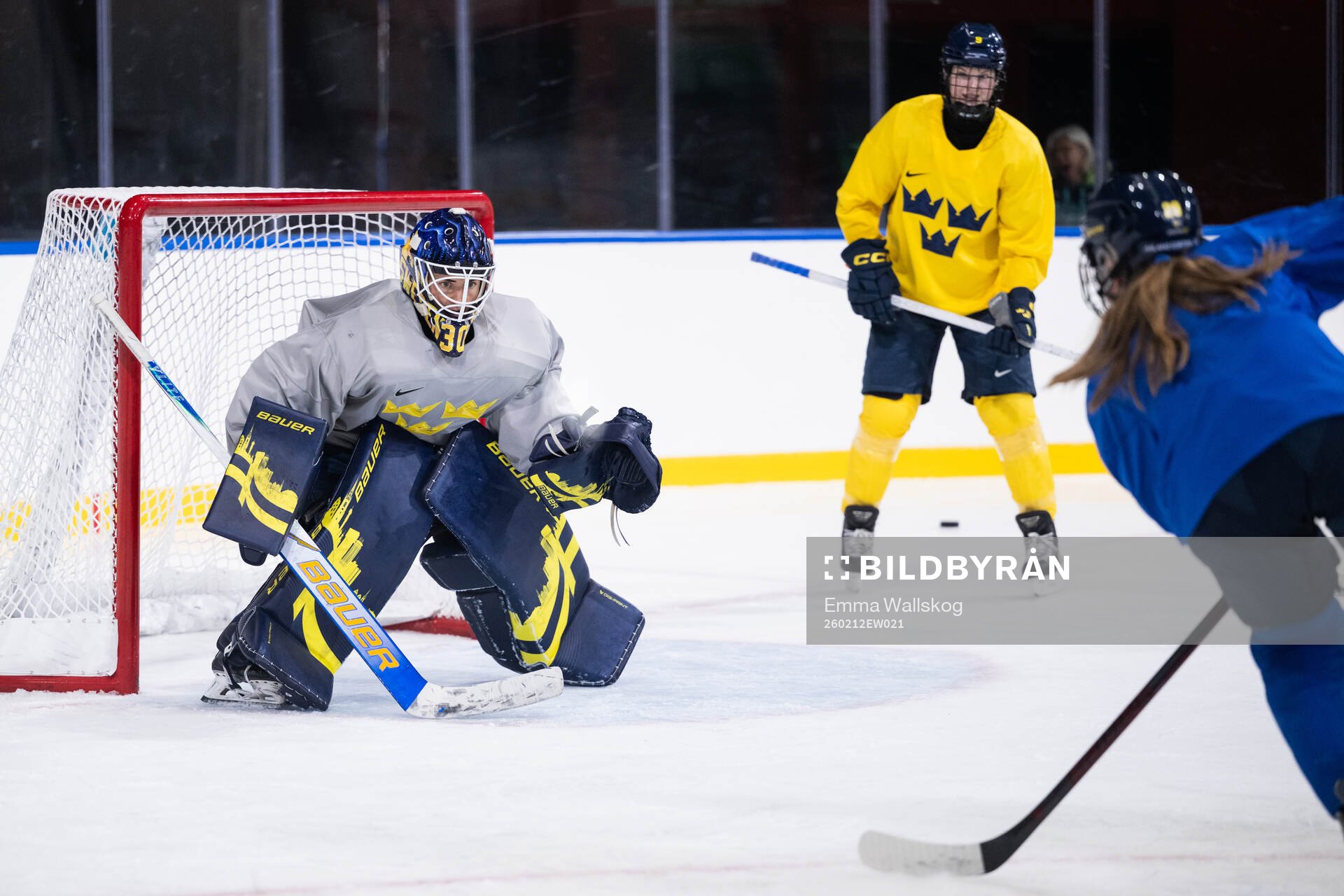 Goaltender Emma Söderberg of Sweden at a ice hockey