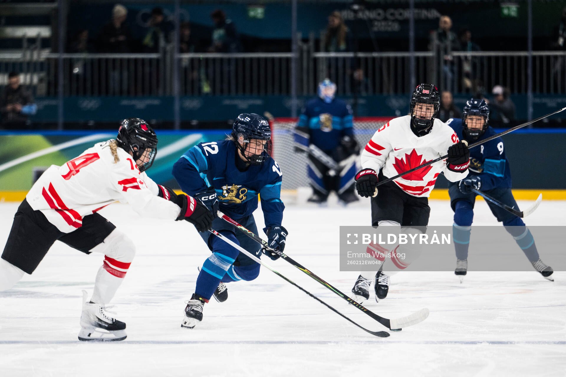 Renata Fast of Canada and Sanni Vanhanen of Finland in the