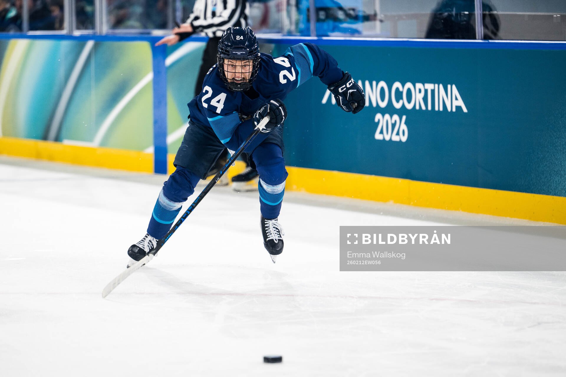 Viivi Vainikka of Finland in the women's ice hockey game