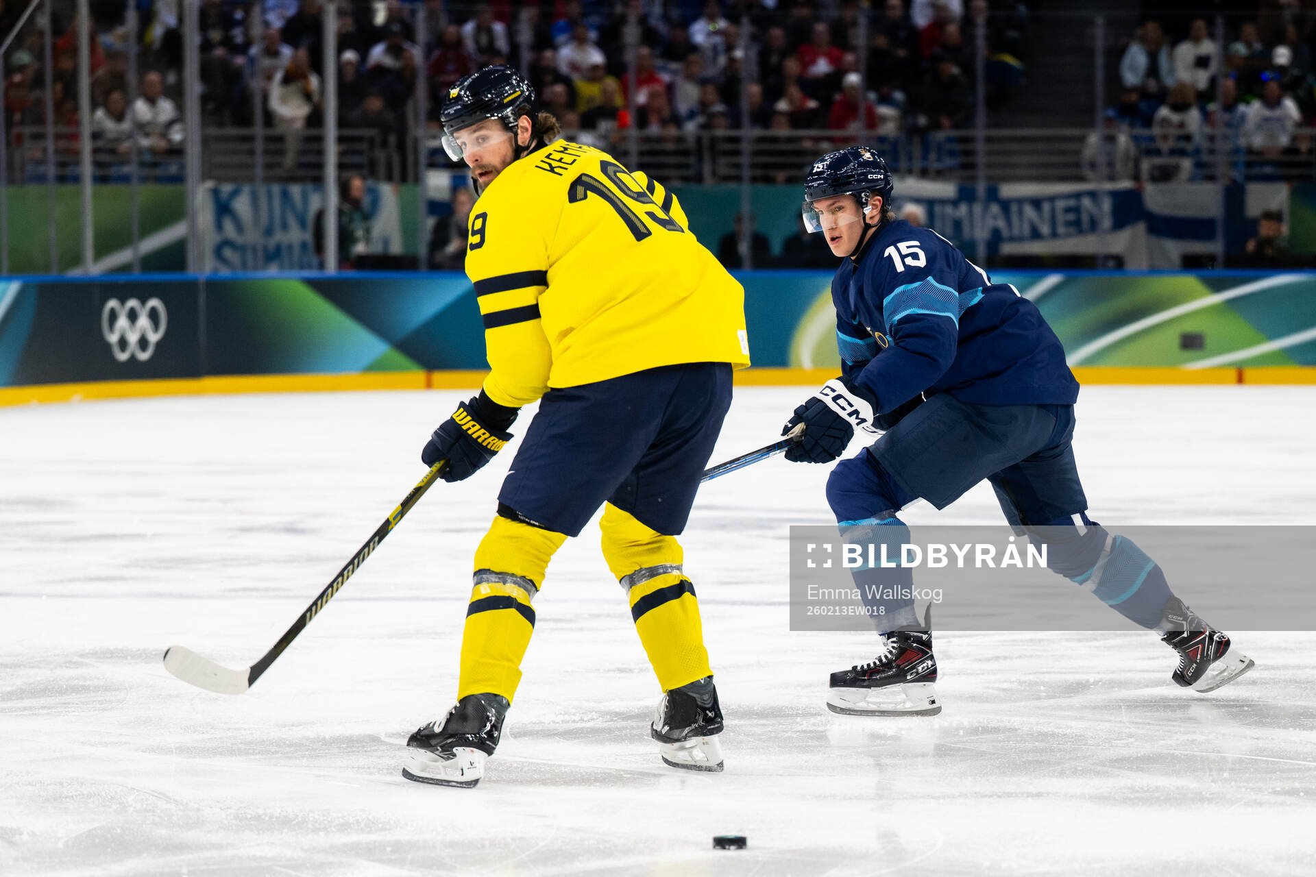 Adrian Kempe of Sweden and Anton Lundell of Finland in the