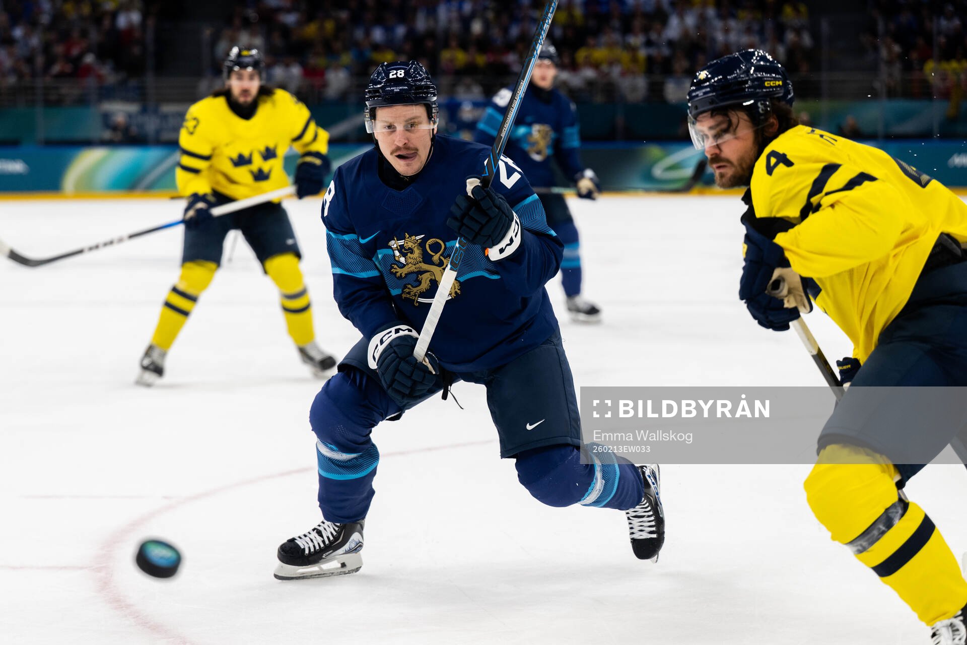Eeli Tolvanen of Finland and Rasmus Andersson of Sweden in