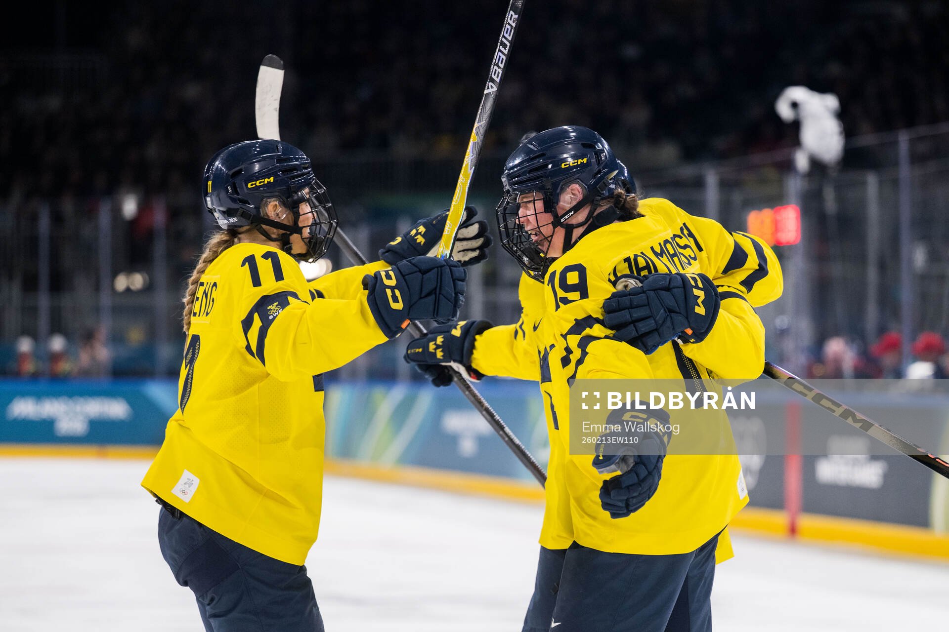 Hanna Olsson of Sweden celebrate with Josefin Bouveng and