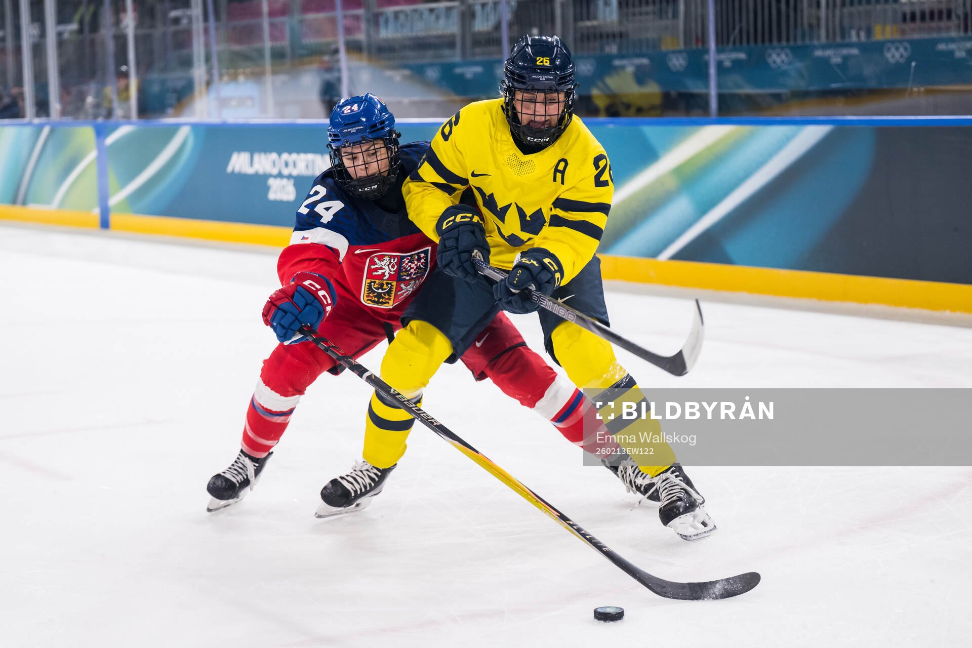 Sara Cajanova of Czech Republic and Hanna Olsson of Sweden