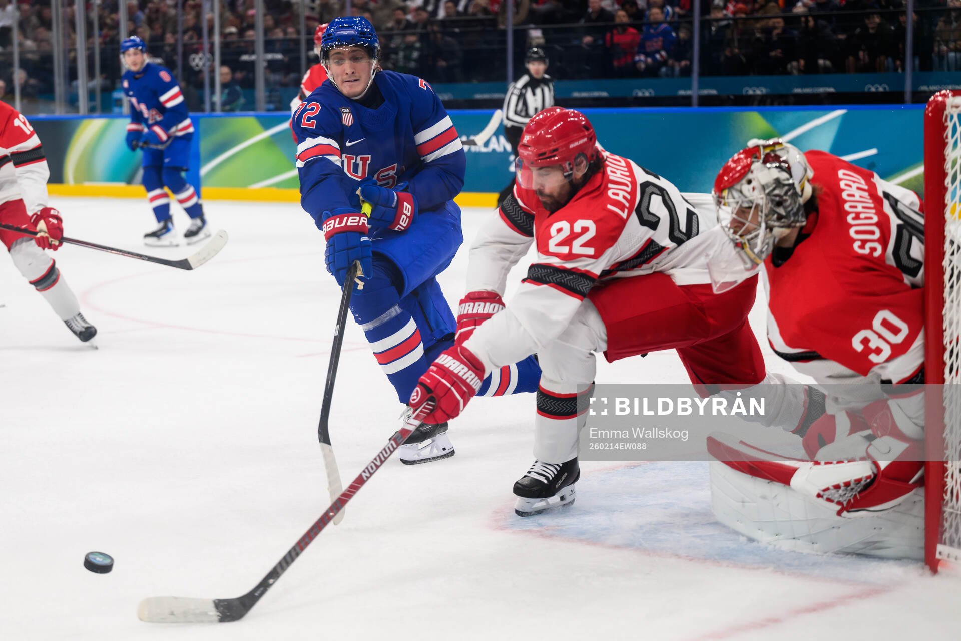 Tage Thompson of USA against Markus Lauridsen and