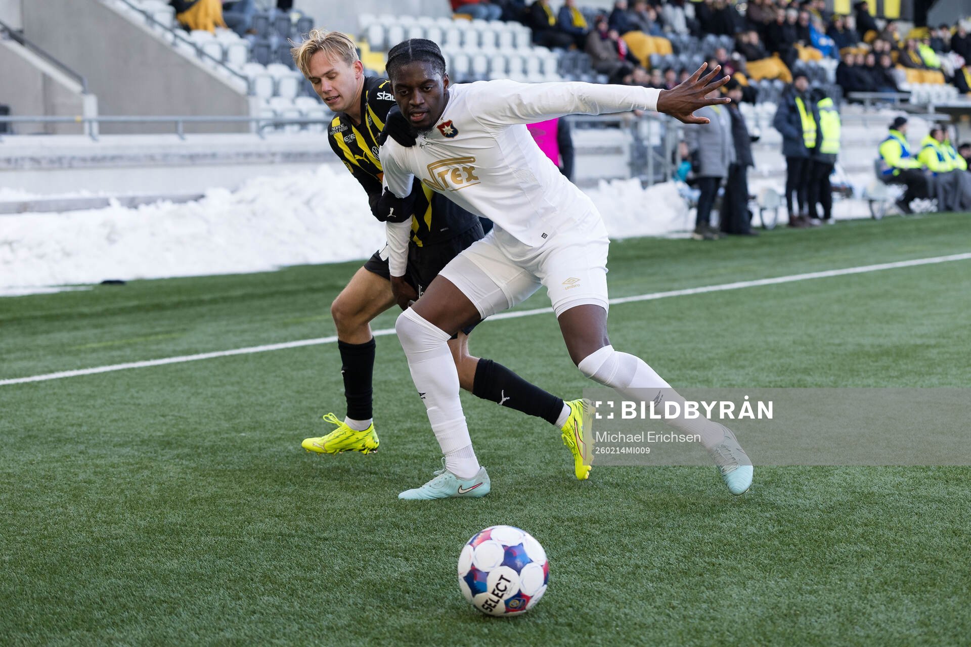 Häckens Pontus Dahbo och Örgrytes Michael Parker