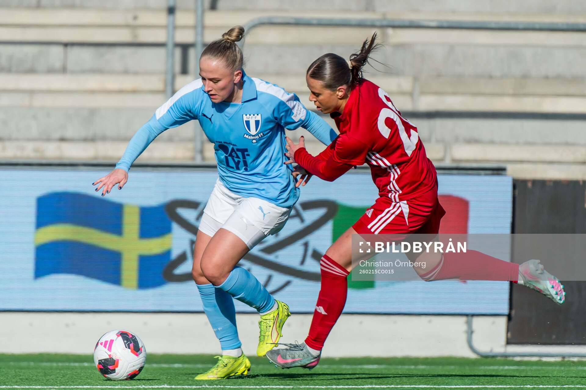 Malmö FFs Tuva Skoog och Piteås Matilda Ekblom