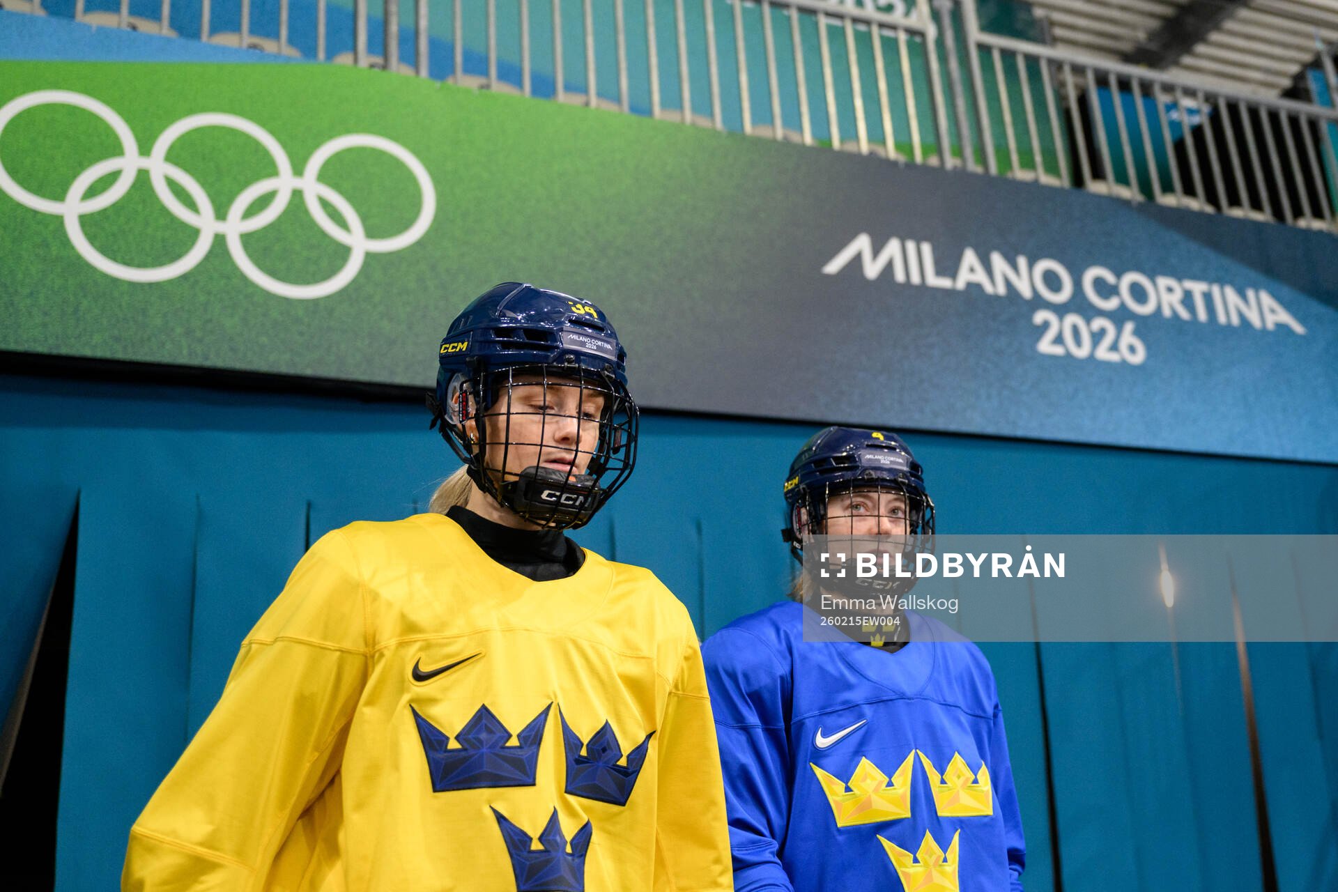 Mira Hallin and Linnea Andersson of Sweden