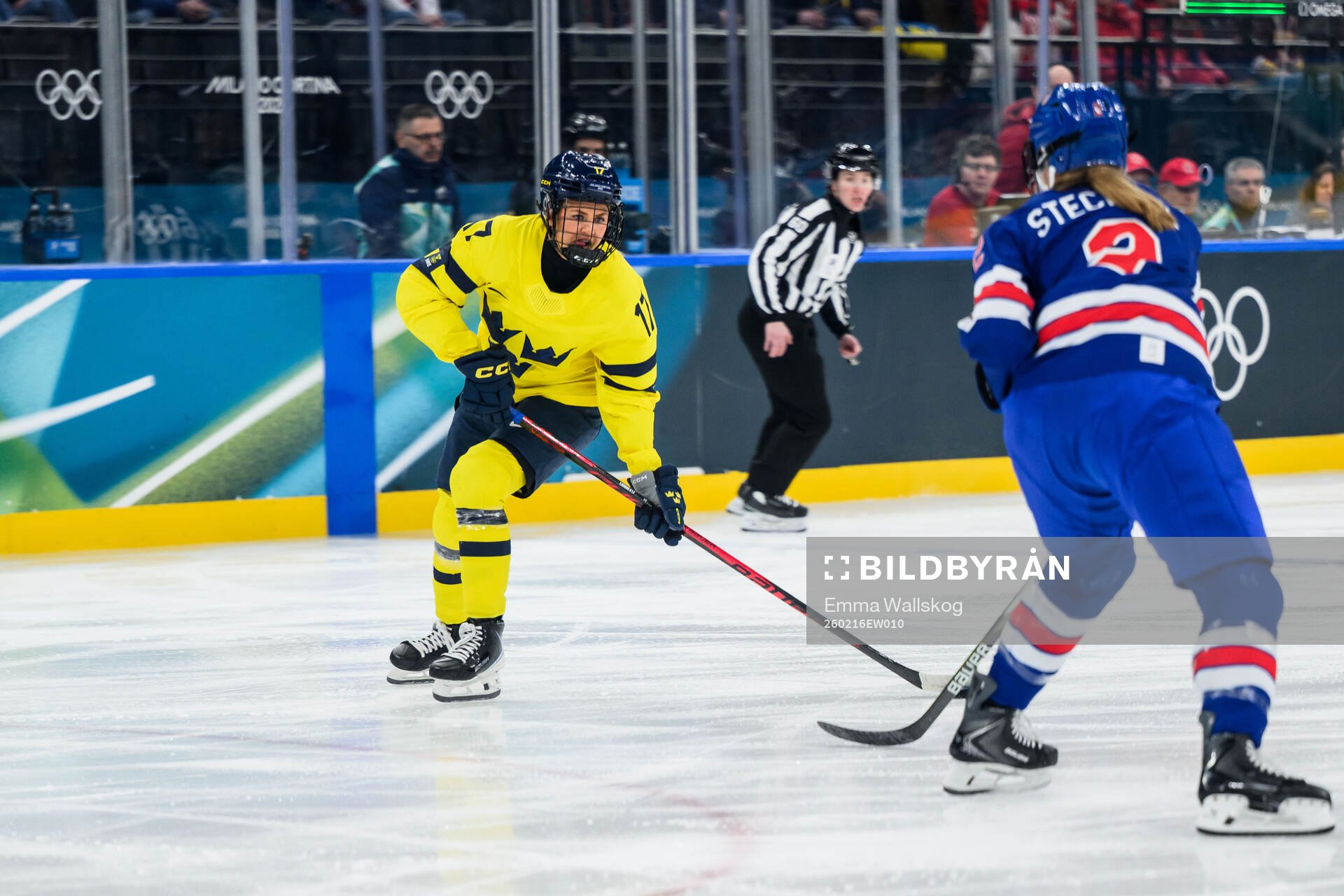 Sofie Lundin of Sweden in the women's ice hockey semifinal