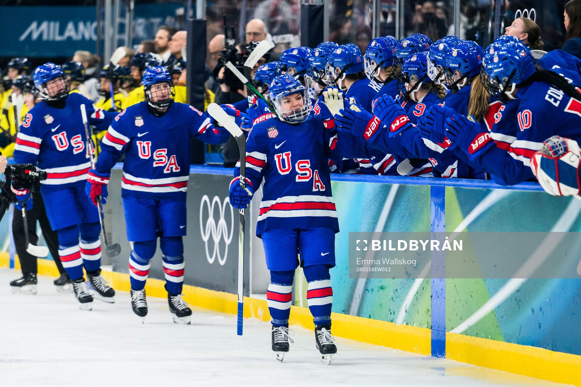 Cayla Barnes of USA celebrates scoring the 1-0 goal in the