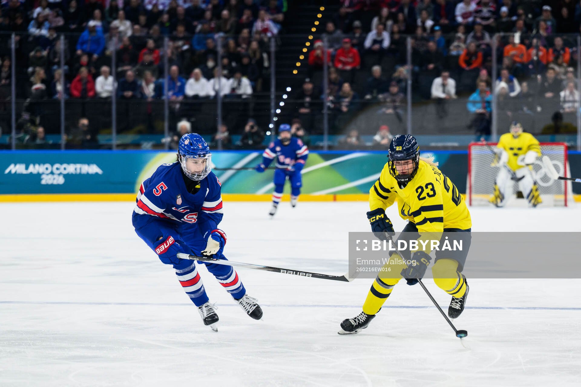 Megan Keller of USA and Thea Johansson of Sweden in the