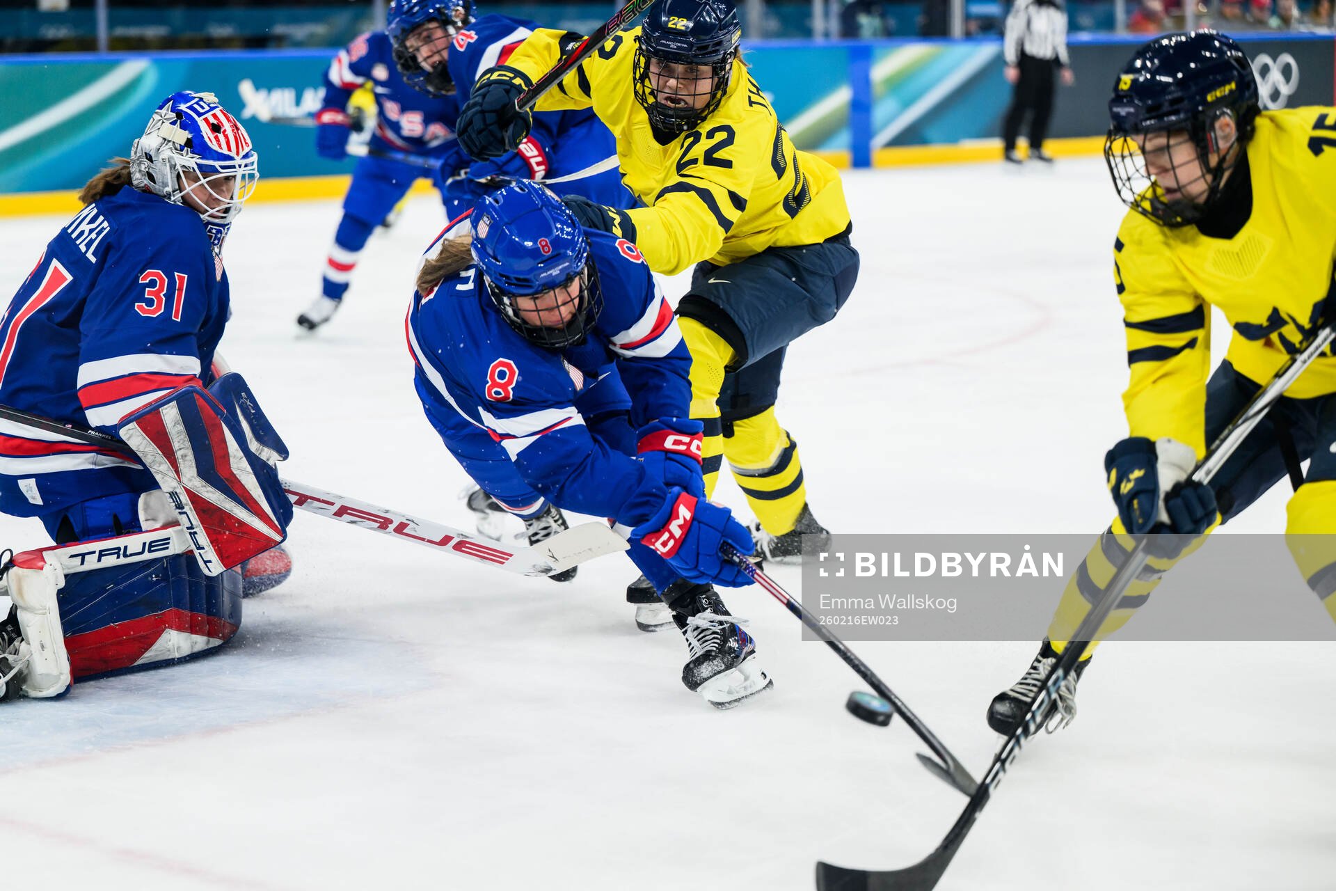 Hanna Thuvik and Lisa Johansson of Sweden against