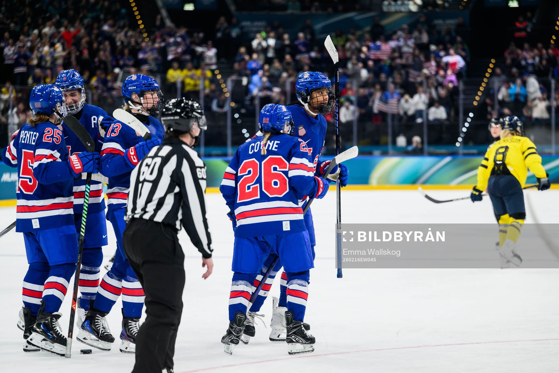 Laila Edwards of USA celebrates the 4-0 goal in the women's