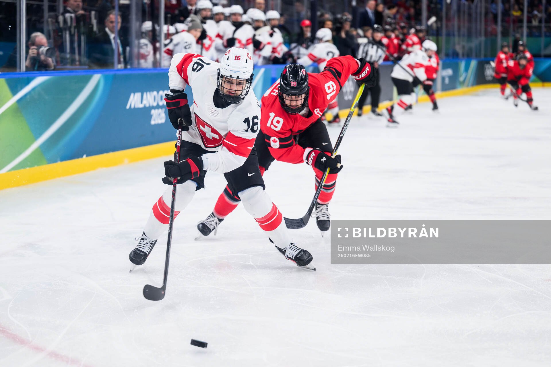 Nicole Vallario of Switzerland and Brianne Jenner of Canada