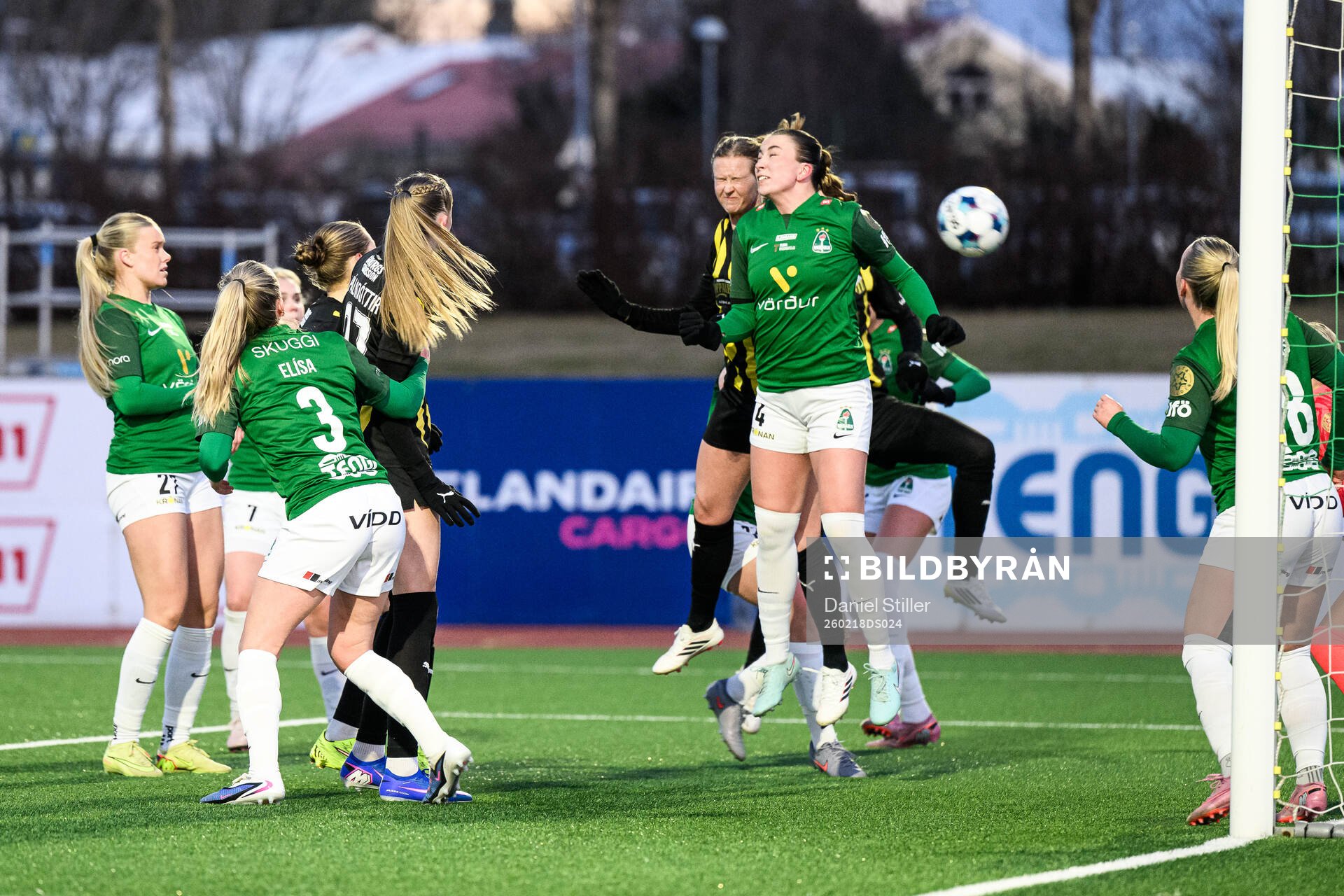 Emma Östlund of Häcken scores the 0-2 goal
