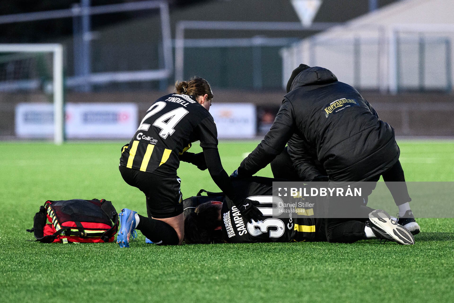 Helena Sampaio of Häcken in pain