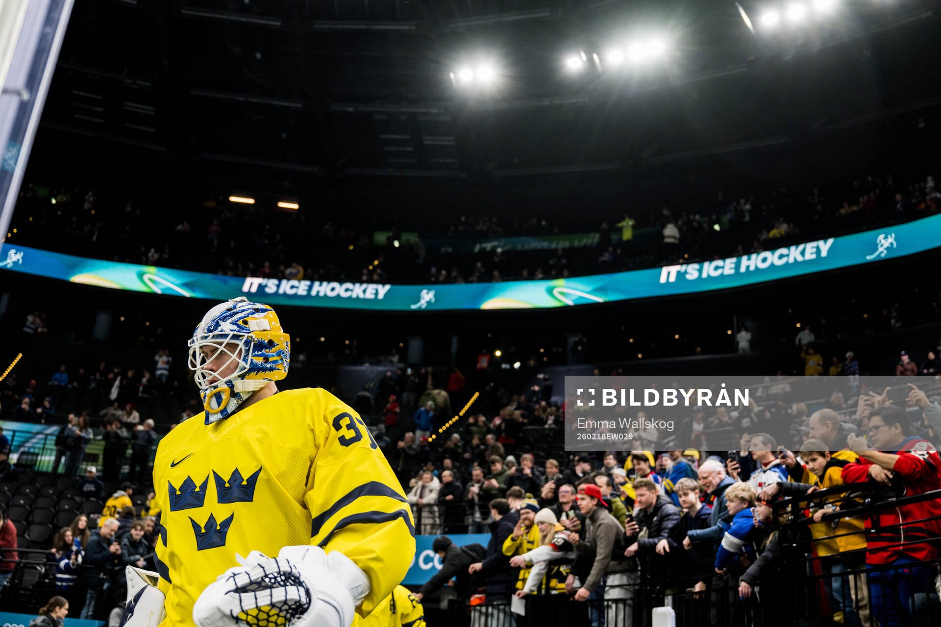 Goaltender Jesper Wallstedt of Sweden