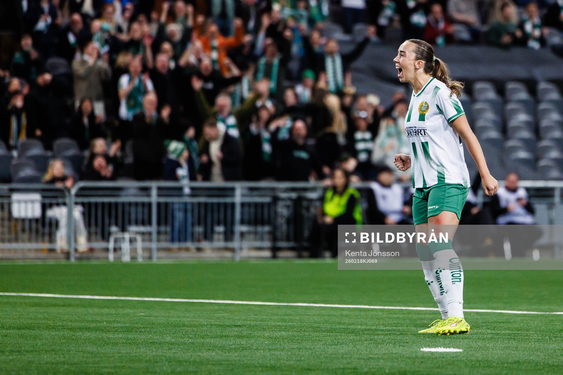 Athinna Persson Lundgren of Hammarby elebrates