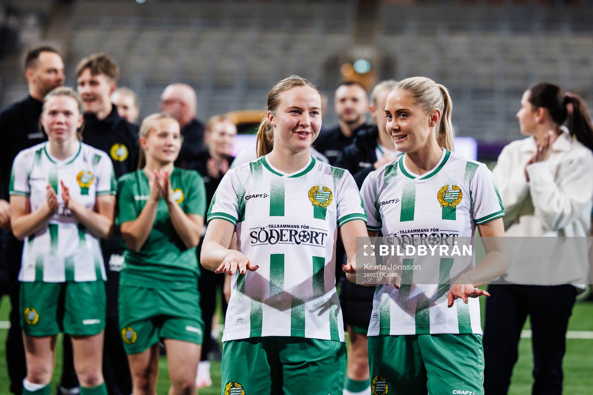 Mathilde Janzen and Alice Carlsson of Hammarby celebrates