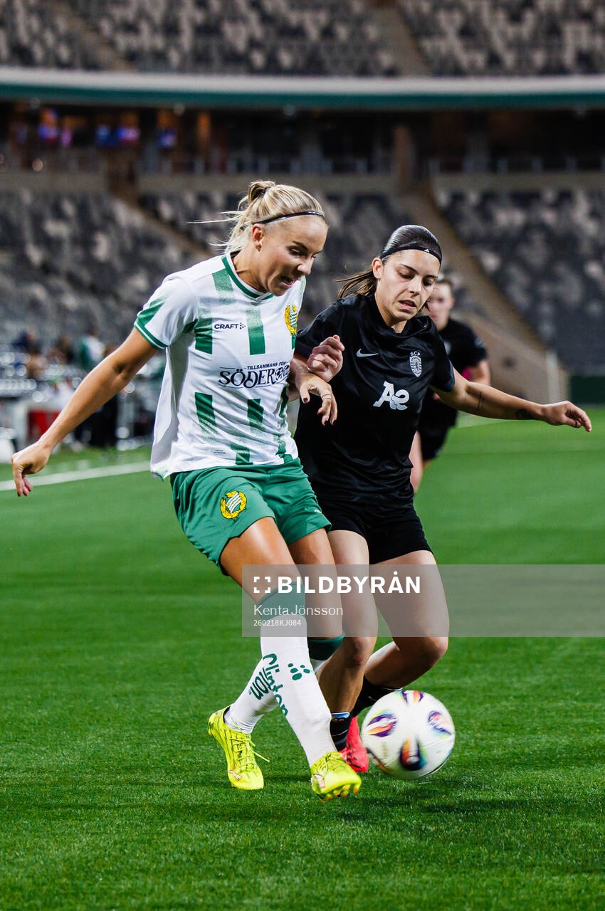 Stina Lennartsson of Hammarby and Érica Cancelinha of