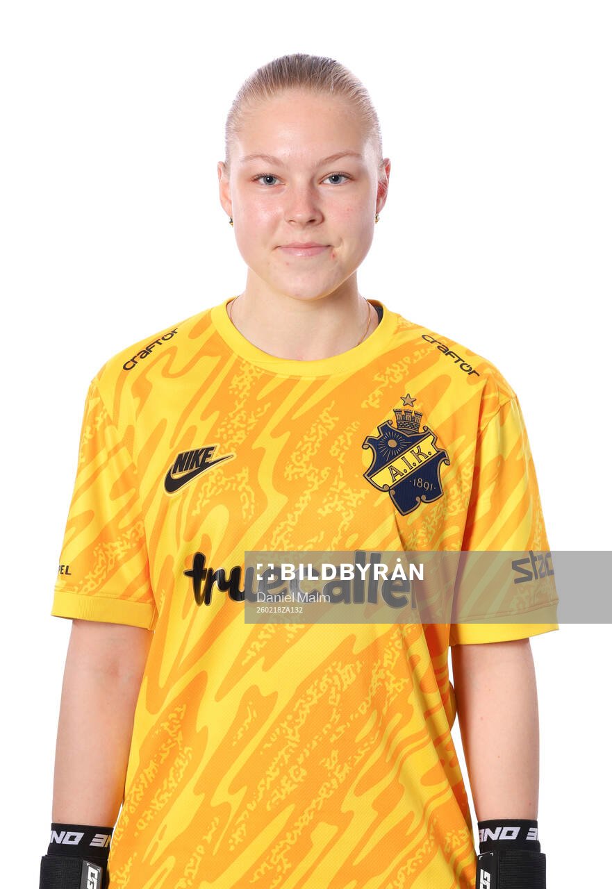 s Ella Agnekil